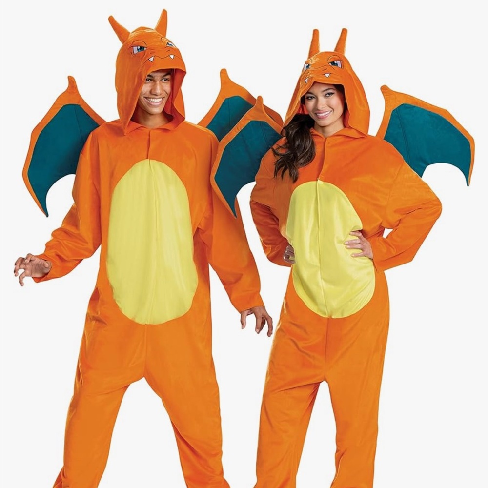 Charizard Pokémon costume
